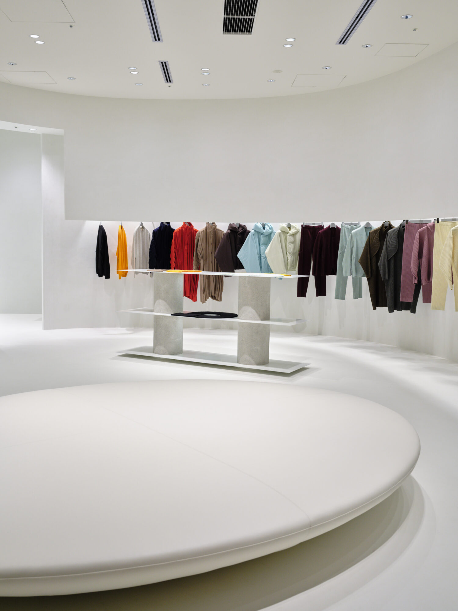 ISSEY HOMME PLISSE ROPPONGI